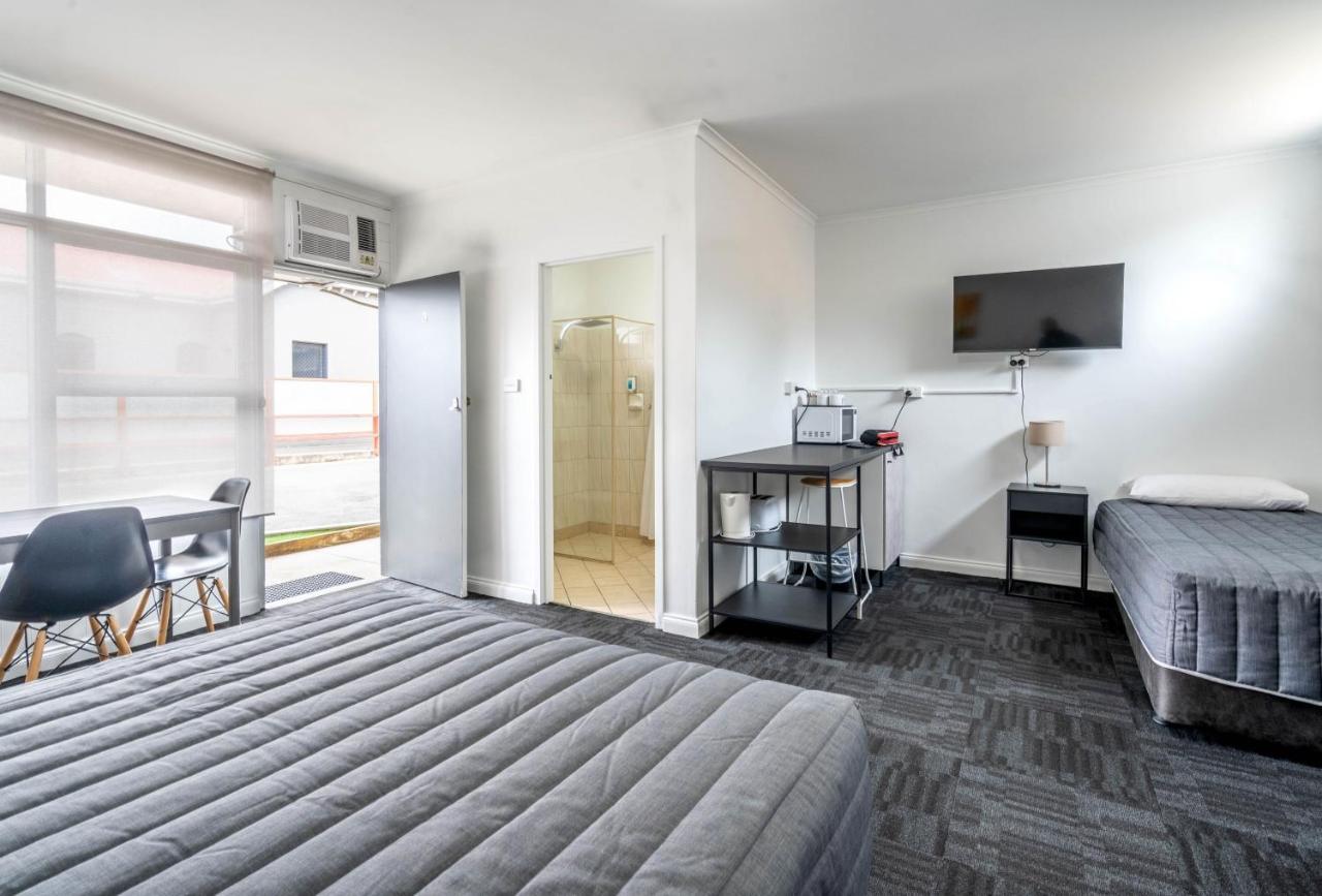 City West Motel Adelajda Zewnętrze zdjęcie